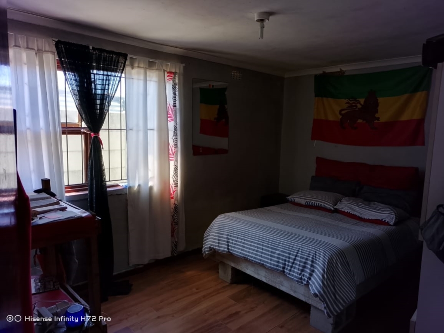 2 Bedroom Property for Sale in Delft South Western Cape